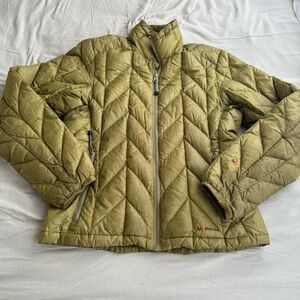 Moonstone green down feather light weight jacket medium